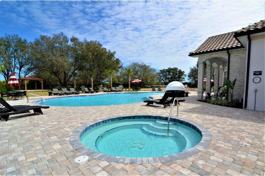 Apartment for rent at 14100 Portofino Way, Davenport, FL 33896