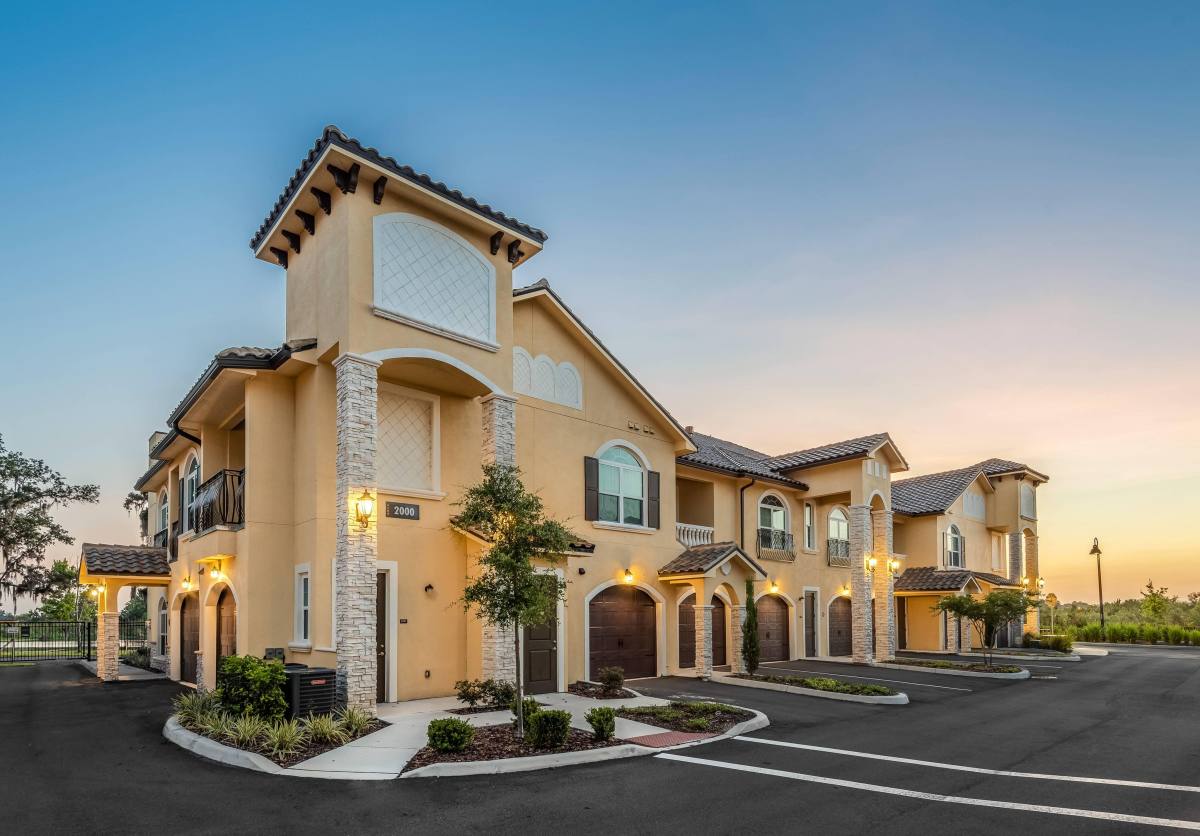 Apartment for rent at 14100 Portofino Way, Davenport, FL 33896