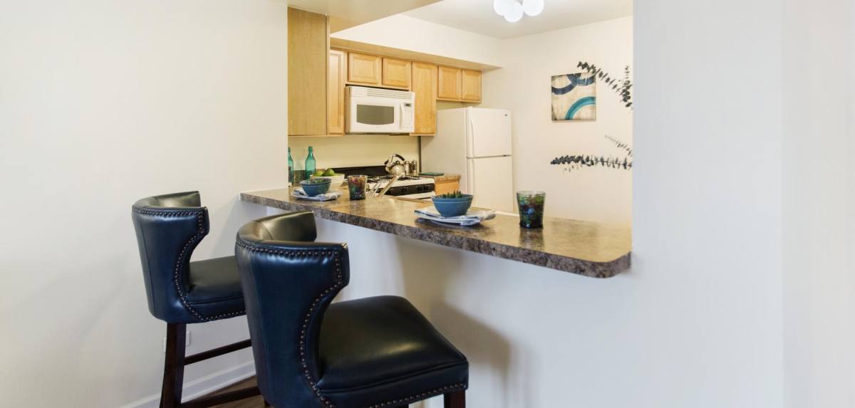 Apartment for rent at 6401 N Sheridan Rd, Chicago, IL 60626
