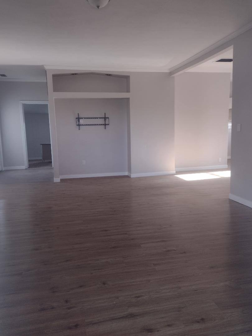 House for rent at 10207 E Trail W Rd, Burrton, KS 67020