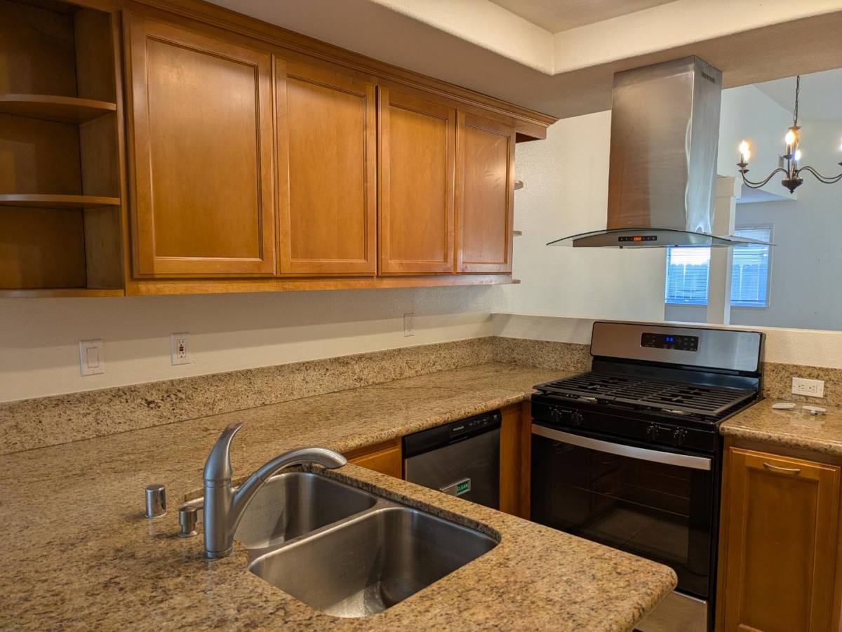 House for rent at 8730 Sandhill Dr, Riverside, CA 92508