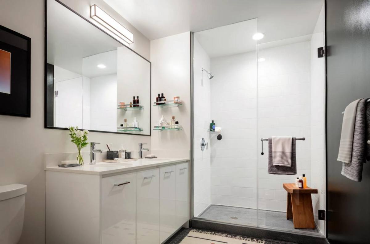 Apartment for rent at 1035 W Van Buren St, Chicago, IL 60607