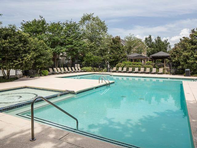 Apartment for rent at Parkway Grand, 100 Woodberry Place, Decatur, GA 30034