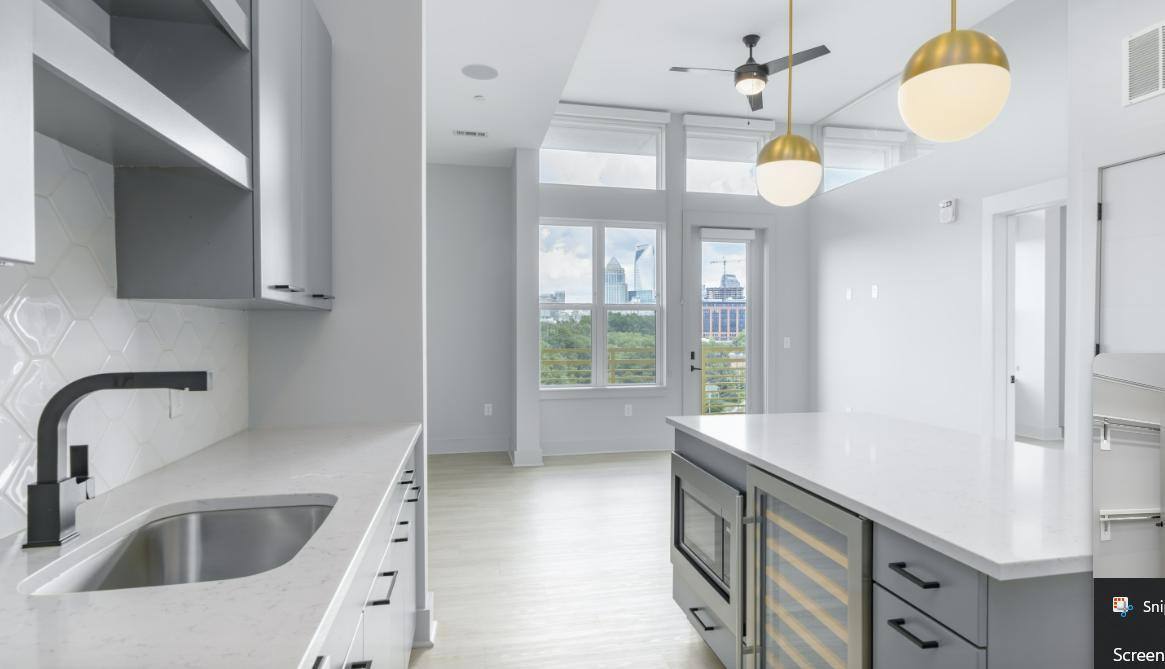Apartment for rent at 222 W Blvd, Charlotte, NC 28203