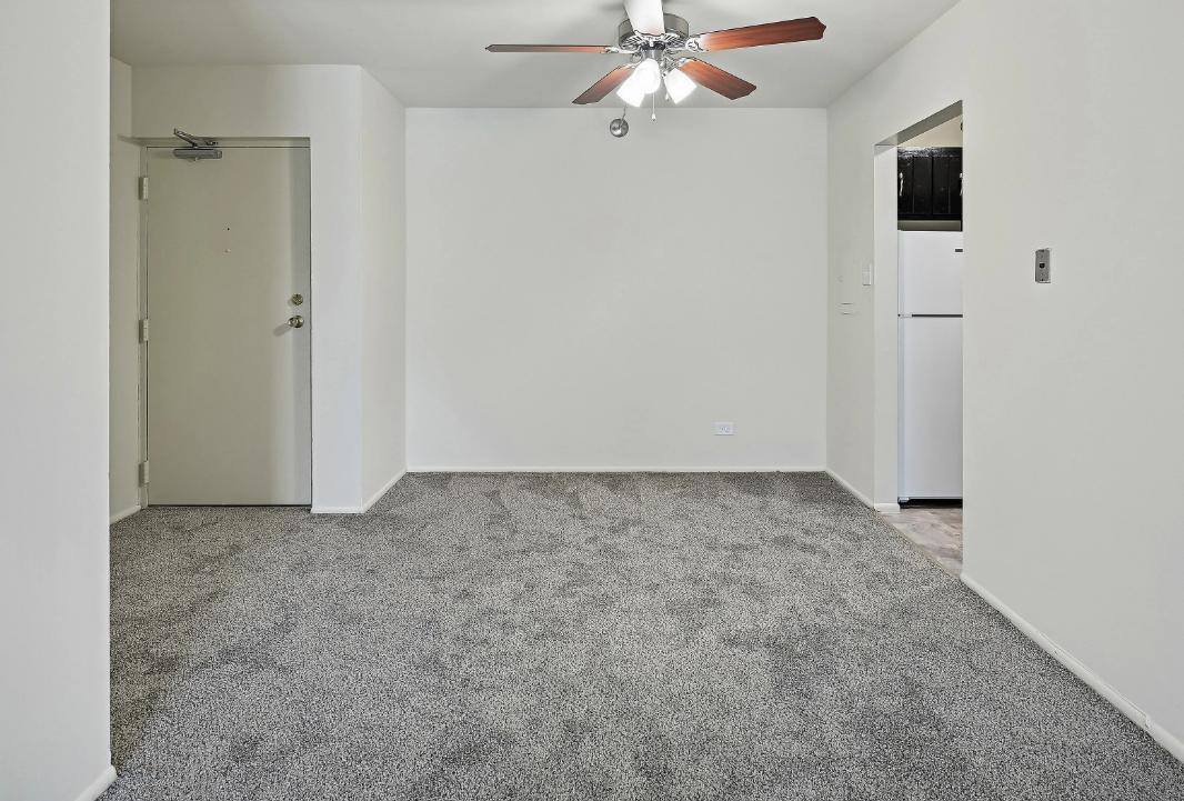 Apartment for rent at 850 Corey Lane, Wheeling, IL 60090