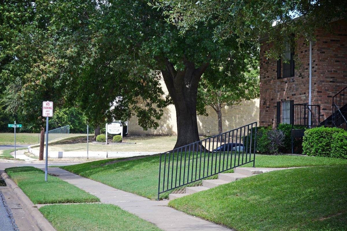 Apartment for rent at Archer Village, 415 Archer Dr, Sherman, TX 75092