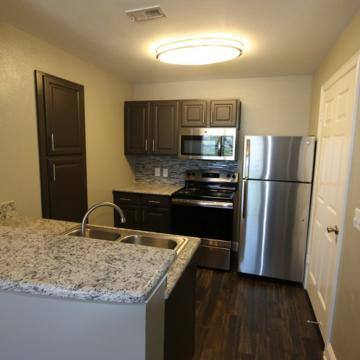 Apartment for rent at 2950 Mustang Dr, Grapevine, TX 76051