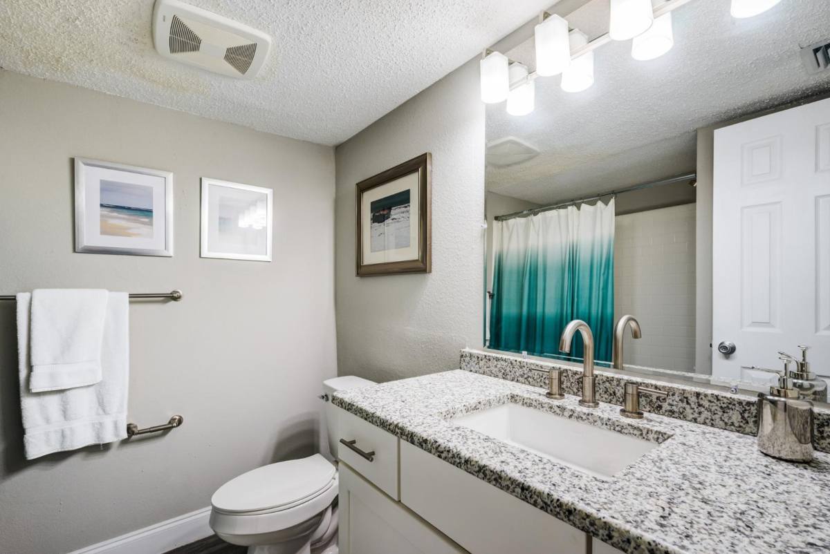 Apartment for rent at Ridgeview, 6321 113th St N, Seminole, FL 33772