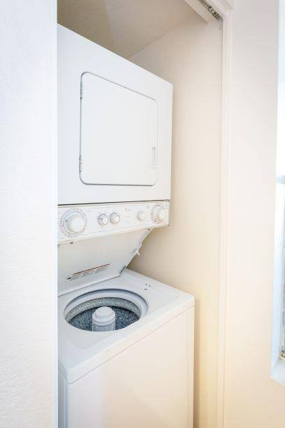 Apartment for rent at 164 N 74th St, Mesa, AZ 85207