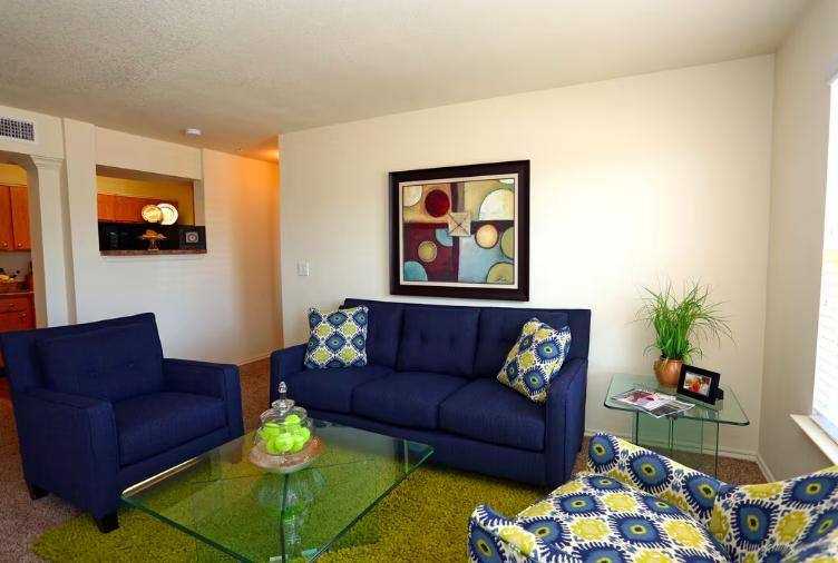 Apartment for rent at The Pointe at North Penn, 19501 N Pennsylvania Ave, Edmond, OK 73012