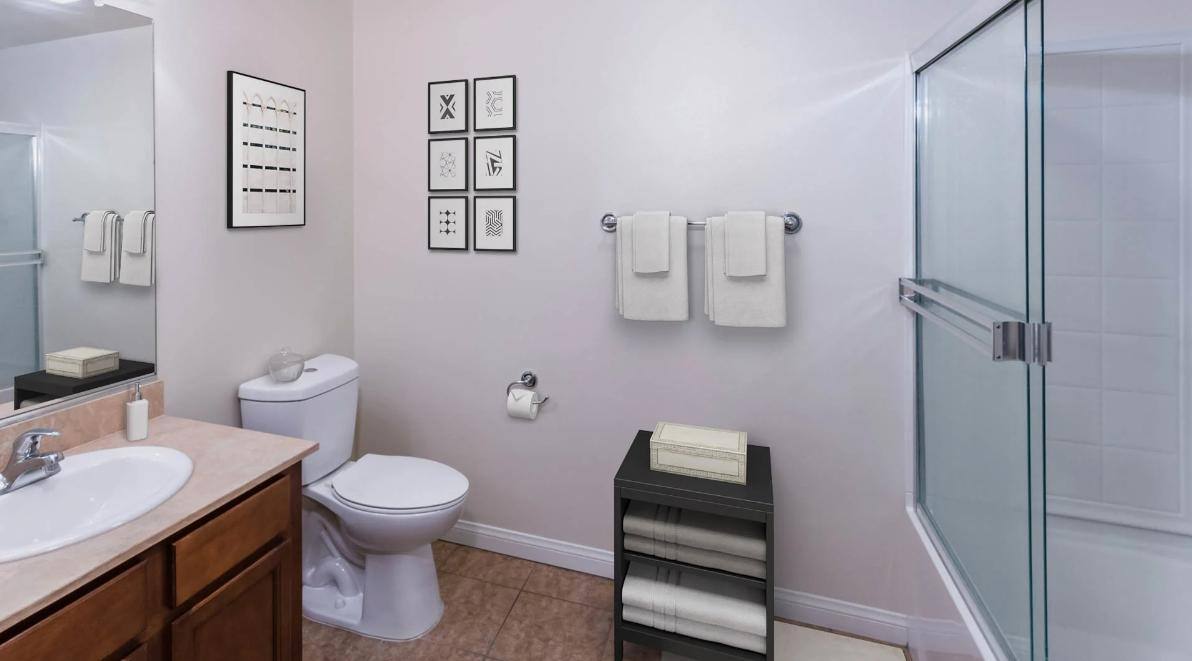 Apartment for rent at 918 S Oxford Ave, Los Angeles, CA 90006