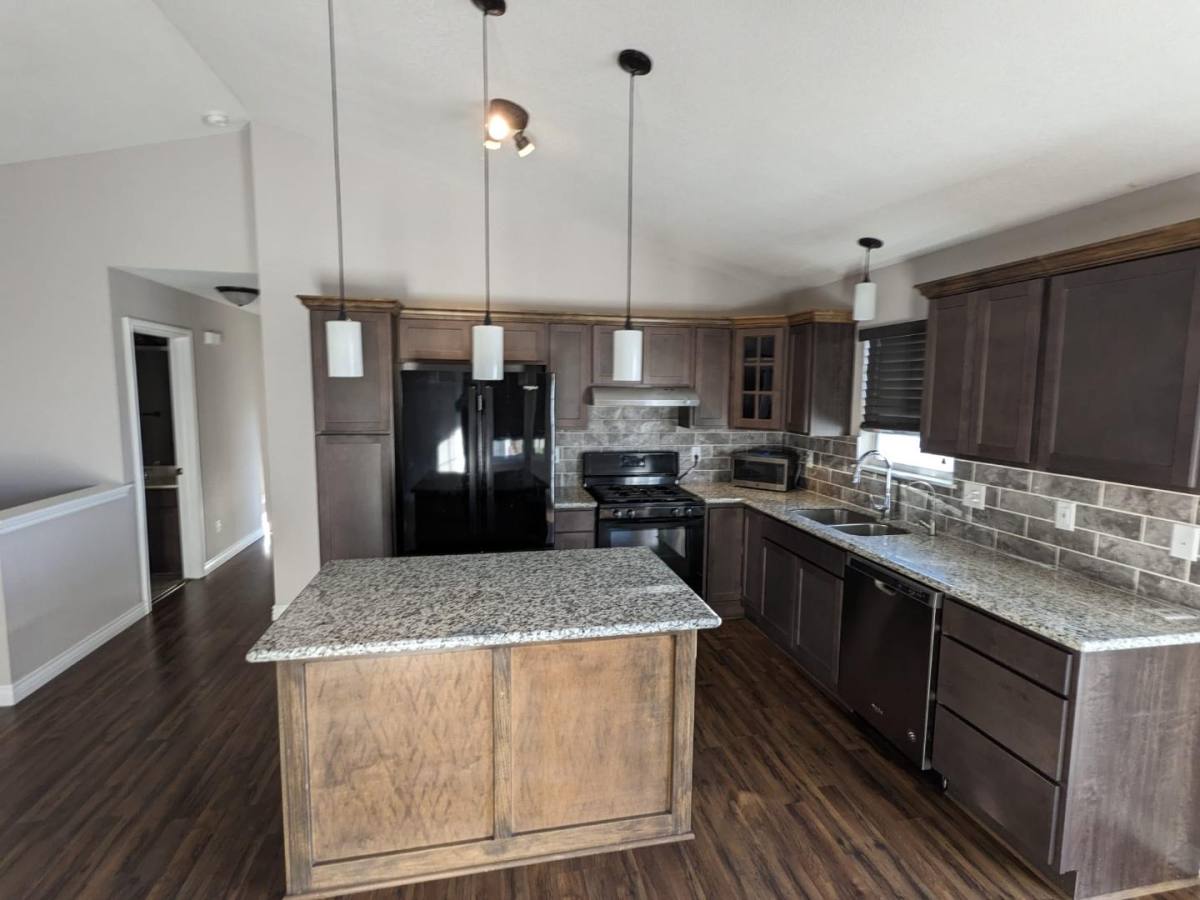 House for rent at 715 Cherrywood Circle #715, Andover, KS 67002