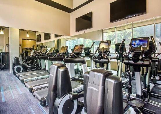 Apartment for rent at 950 S Flower St, Los Angeles, CA 90015