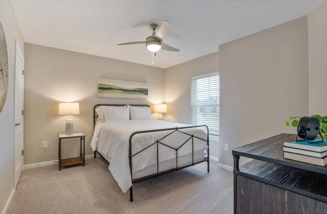 Apartment for rent at Redwood, 4744 Navarre Ave, Oregon, OH 43616