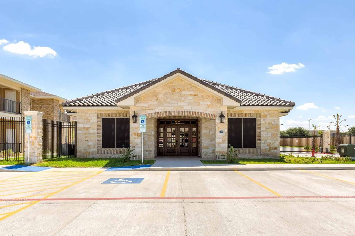 Apartment for rent at Villa Regale, 4200 N Chai St, McAllen, TX 78504