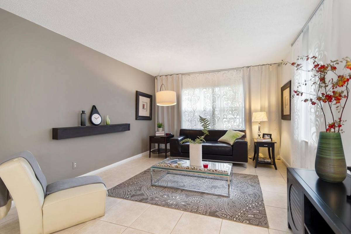 Apartment for rent at 7840 NW 3rd St, Hollywood, FL 33024