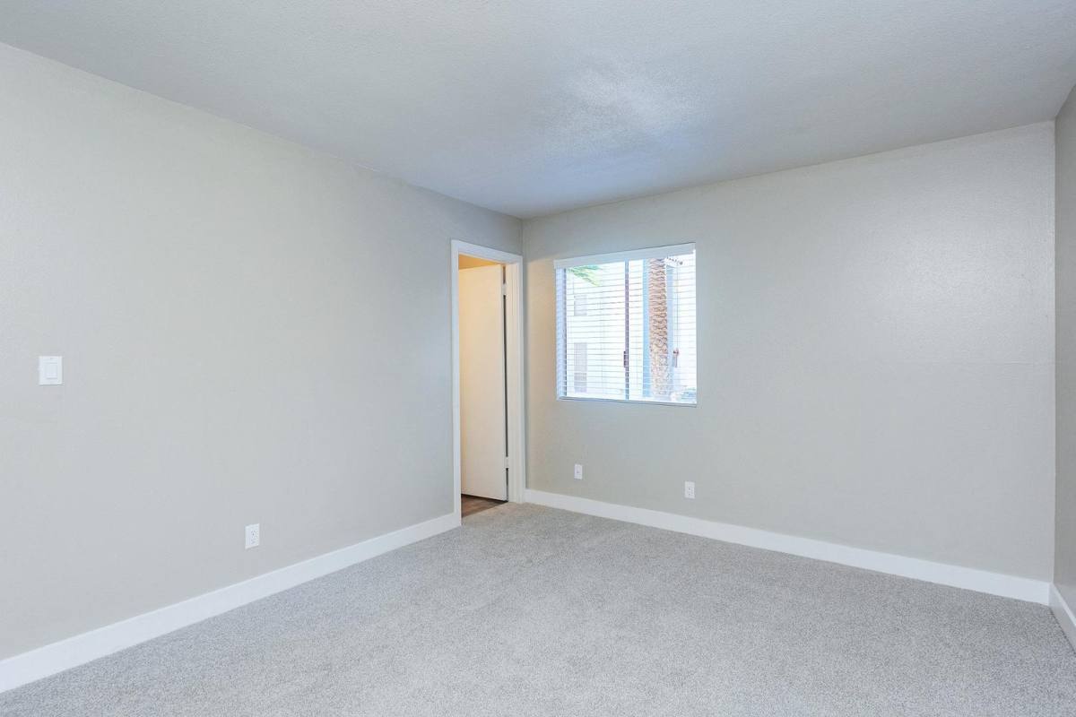 Apartment for rent at Mission Palms, 6131 N 16th St, Phoenix, AZ 85016