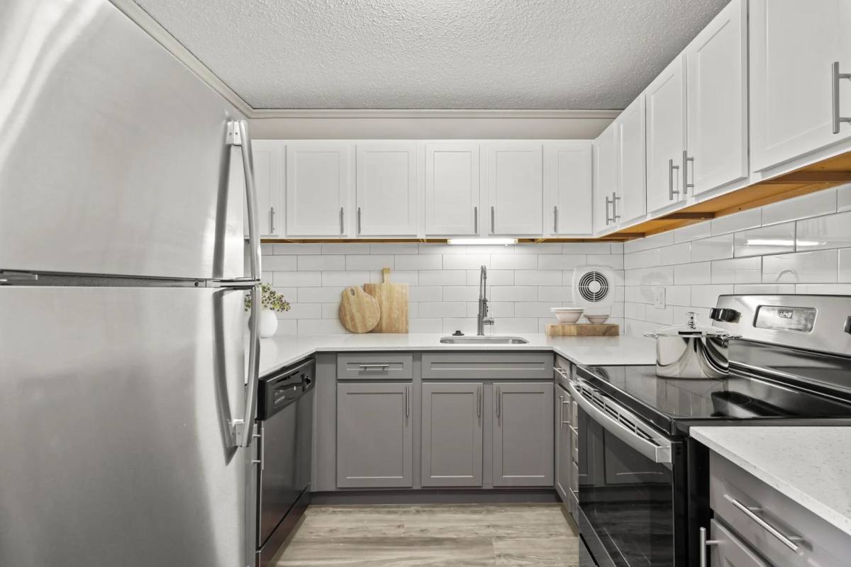Apartment for rent at 100 Forest Place, Oak Park, IL 60301