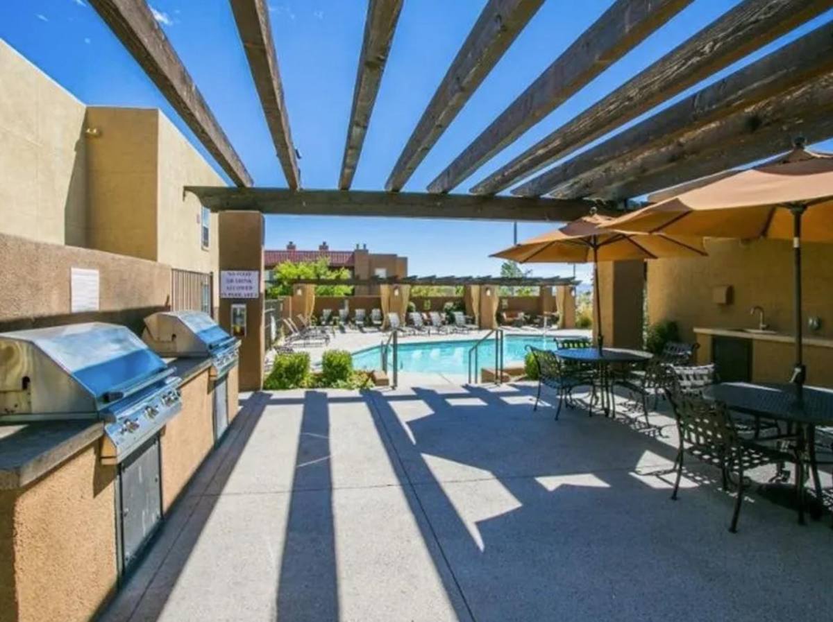 Apartment for rent at Tres Vistas at Taylor Ridge, 6000 Montano Plaza Dr, Albuquerque, NM 87120