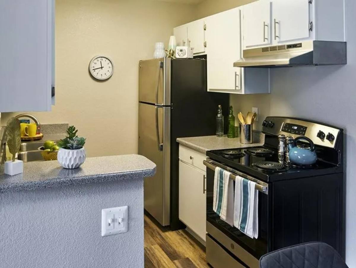 Apartment for rent at Tres Vistas at Taylor Ridge, 6000 Montano Plaza Dr, Albuquerque, NM 87120