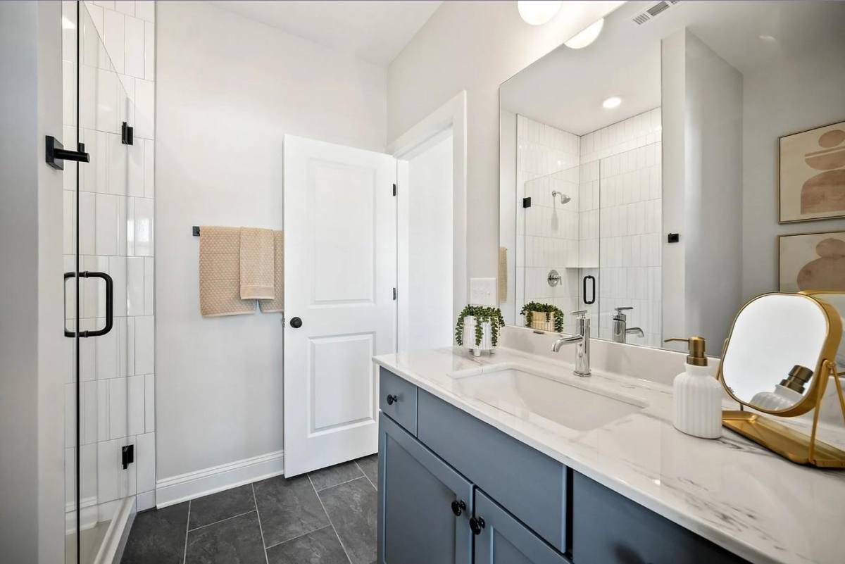 Townhouse for rent at 101 Porter Lane, Atlanta, GA 30318