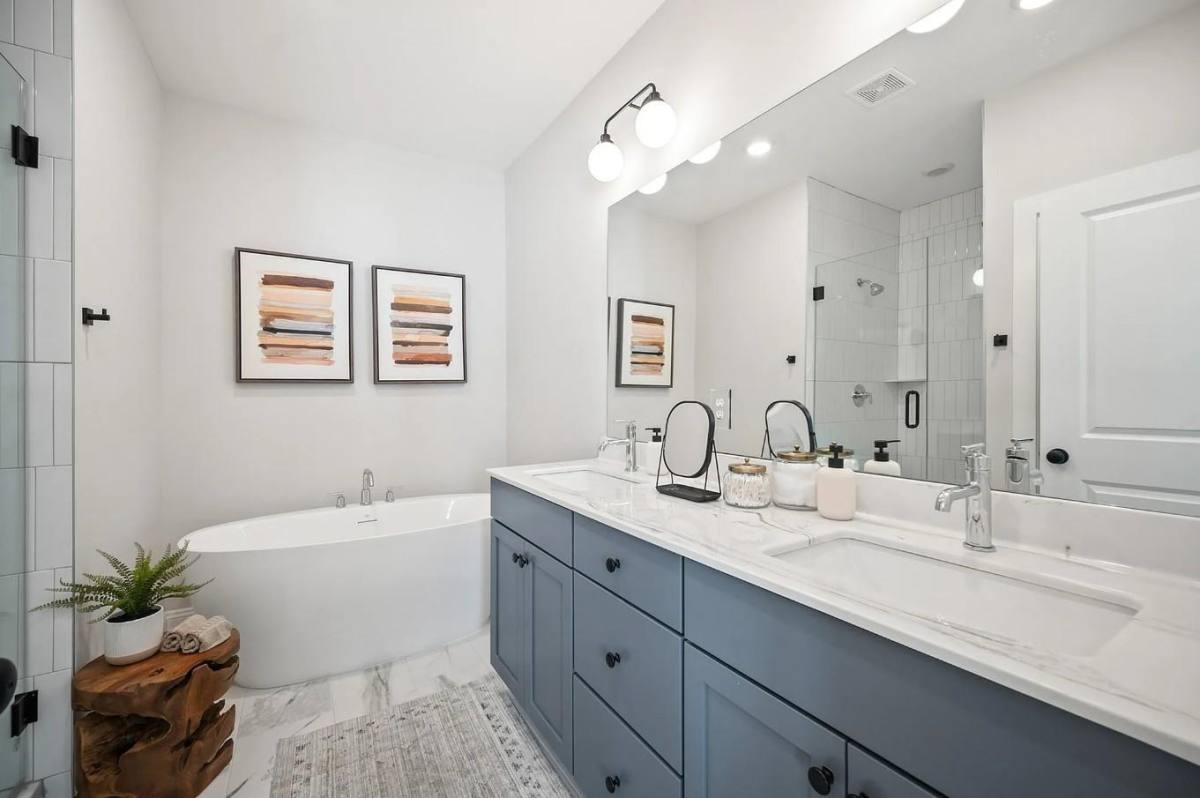 Townhouse for rent at 101 Porter Lane, Atlanta, GA 30318