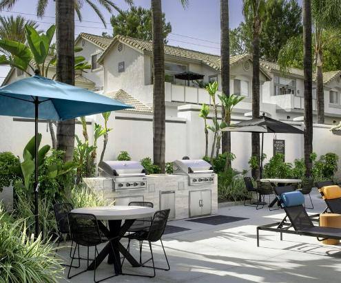 Apartment for rent at Las Palmas, 2598 Associated Rd, Fullerton, CA 92835