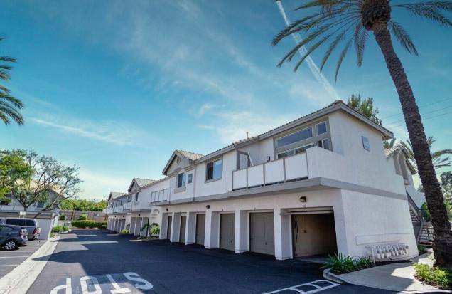 Apartment for rent at Las Palmas, 2598 Associated Rd, Fullerton, CA 92835