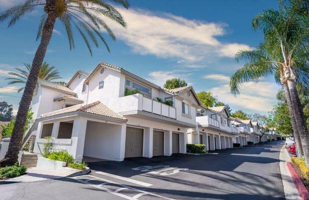 Apartment for rent at Las Palmas, 2598 Associated Rd, Fullerton, CA 92835