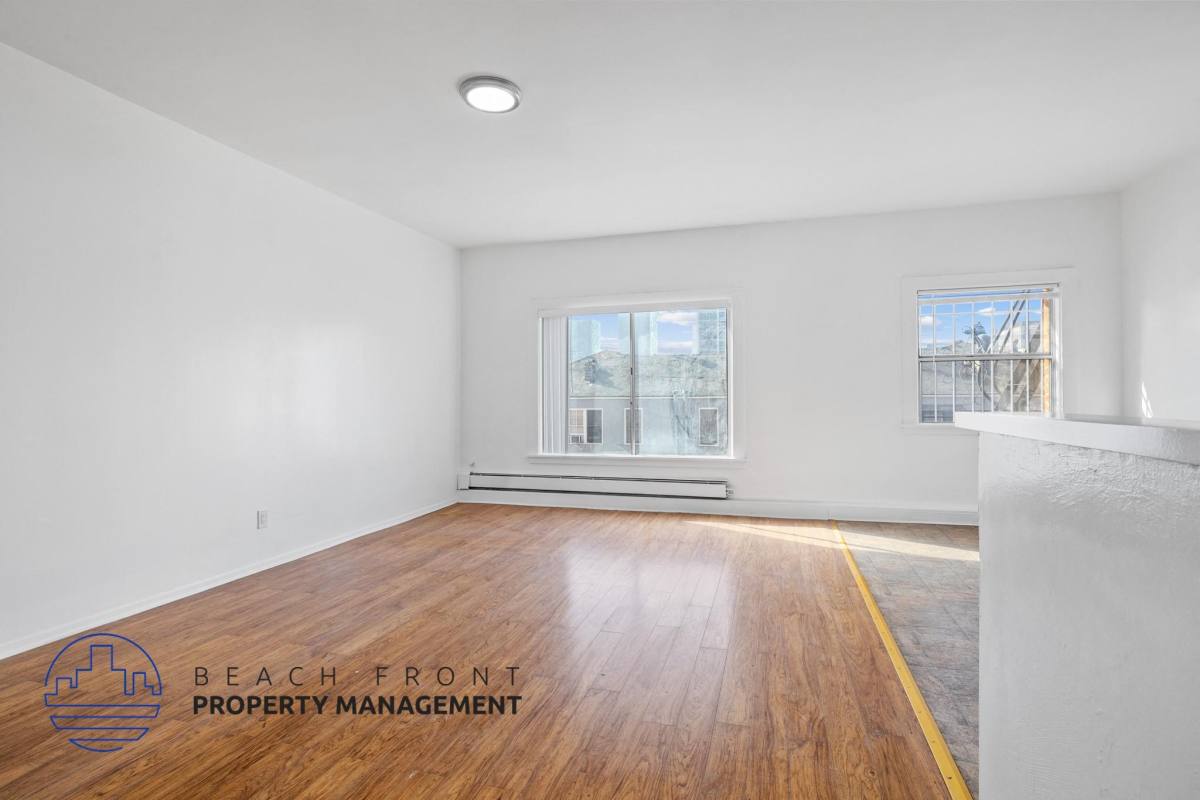 Apartment for rent at Brynmoor, 432 S New Hampshire, Los Angeles, CA 90020
