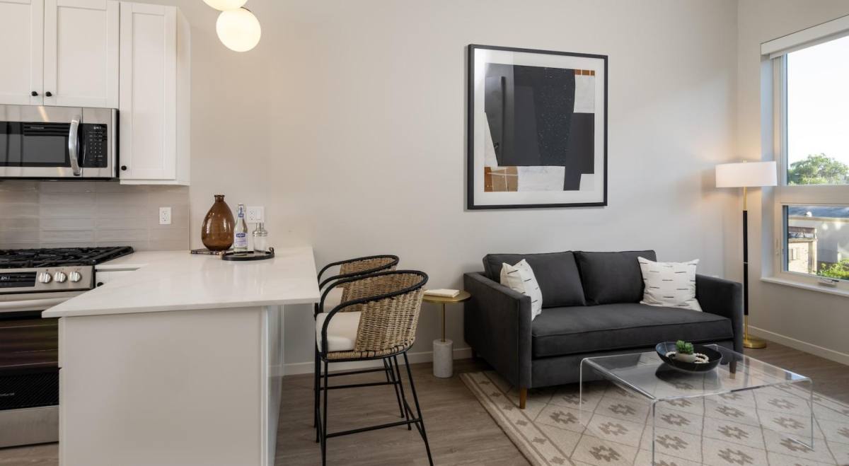 Apartment for rent at 100 Haven Rd, Elmhurst, IL 60126