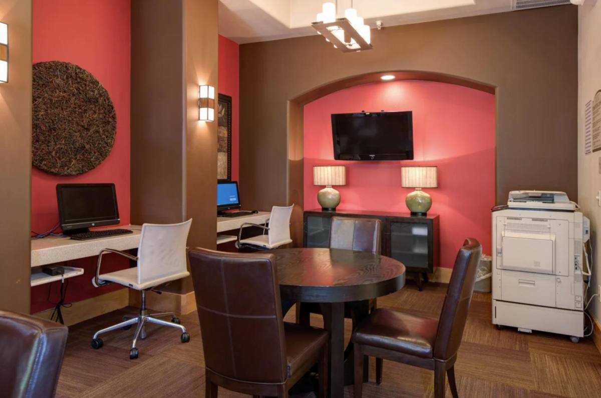 Apartment for rent at Broadstone Towne Center Apartment Homes, 1801 Gibson Blvd SE, Albuquerque, NM 87106