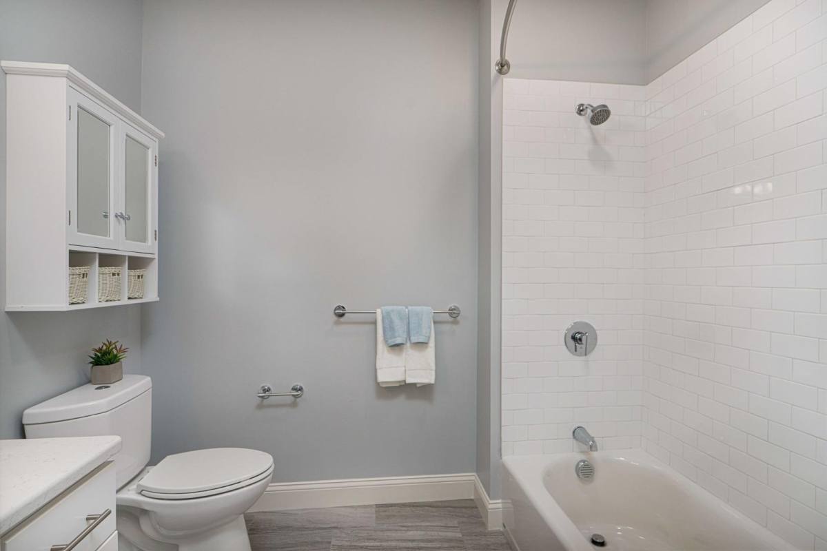 Apartment for rent at Four Winds, 5500 N Main St, Fall River, MA 02720