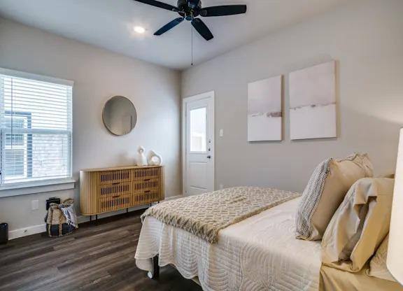Apartment for rent at 1127 Eloise Dr, Fort Worth, TX 76134