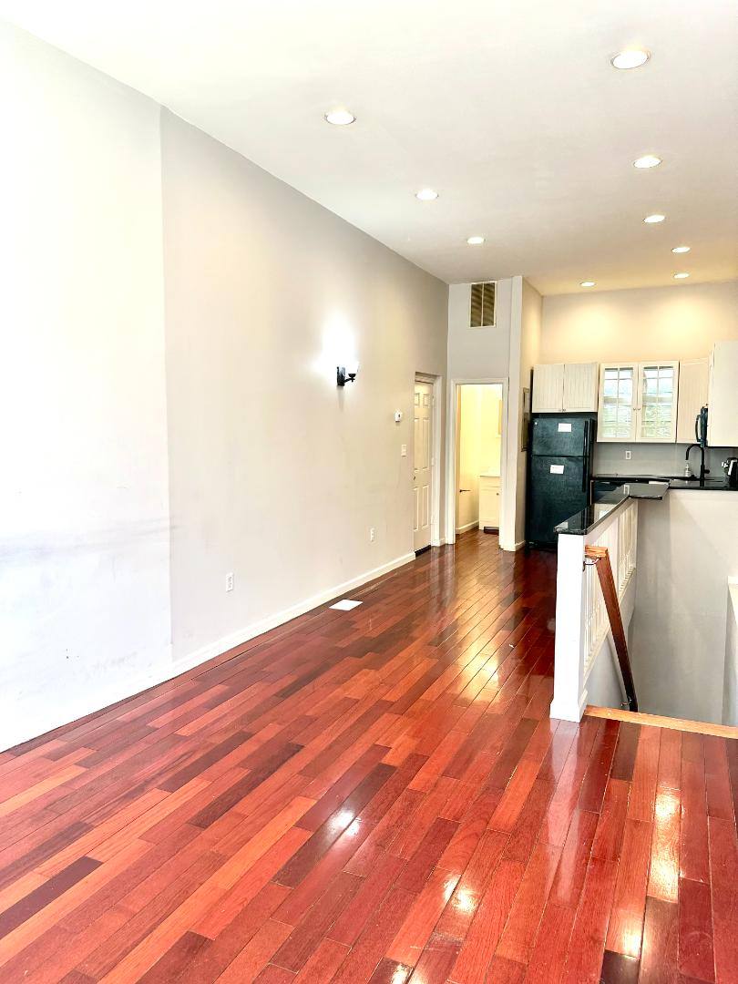 Apartment for rent at 2215 Eutaw Place #1, Baltimore, MD 21217