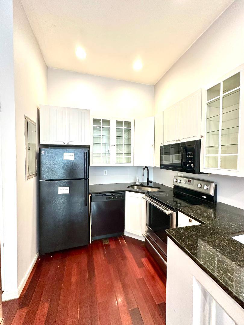Apartment for rent at 2215 Eutaw Place #1, Baltimore, MD 21217