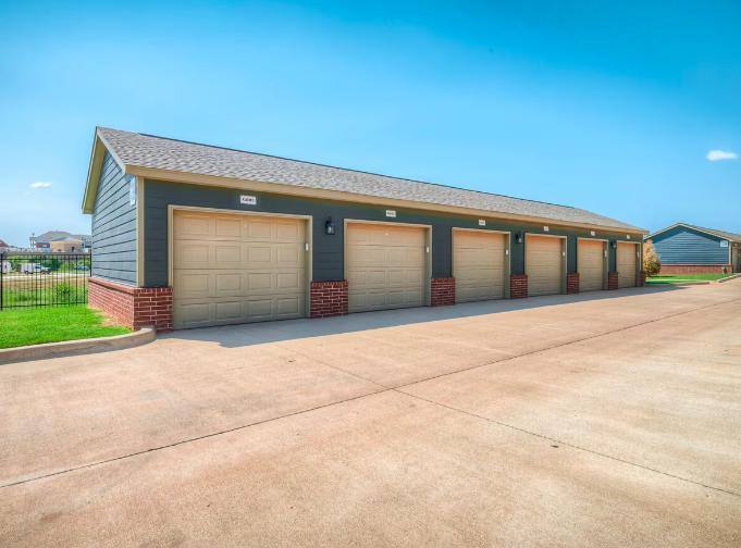 Apartment for rent at The Lofts at North Penn, 15501 N Pennsylvania Ave, Edmond, OK 73013