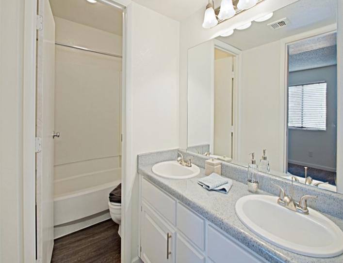 Apartment for rent at Poinsettia, 950 E Southern Ave, Mesa, AZ 85204