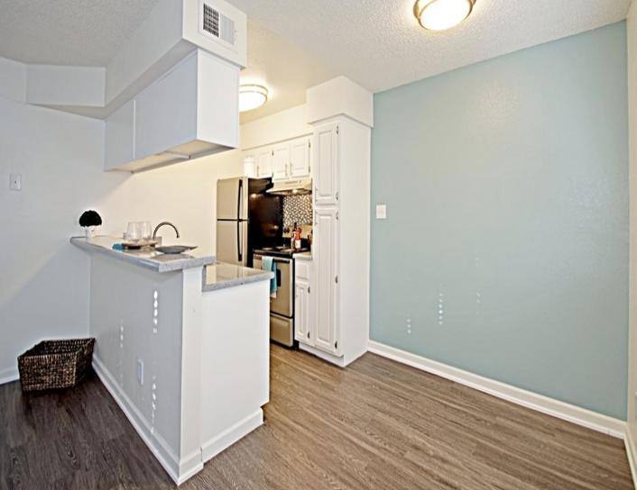 Apartment for rent at Poinsettia, 950 E Southern Ave, Mesa, AZ 85204