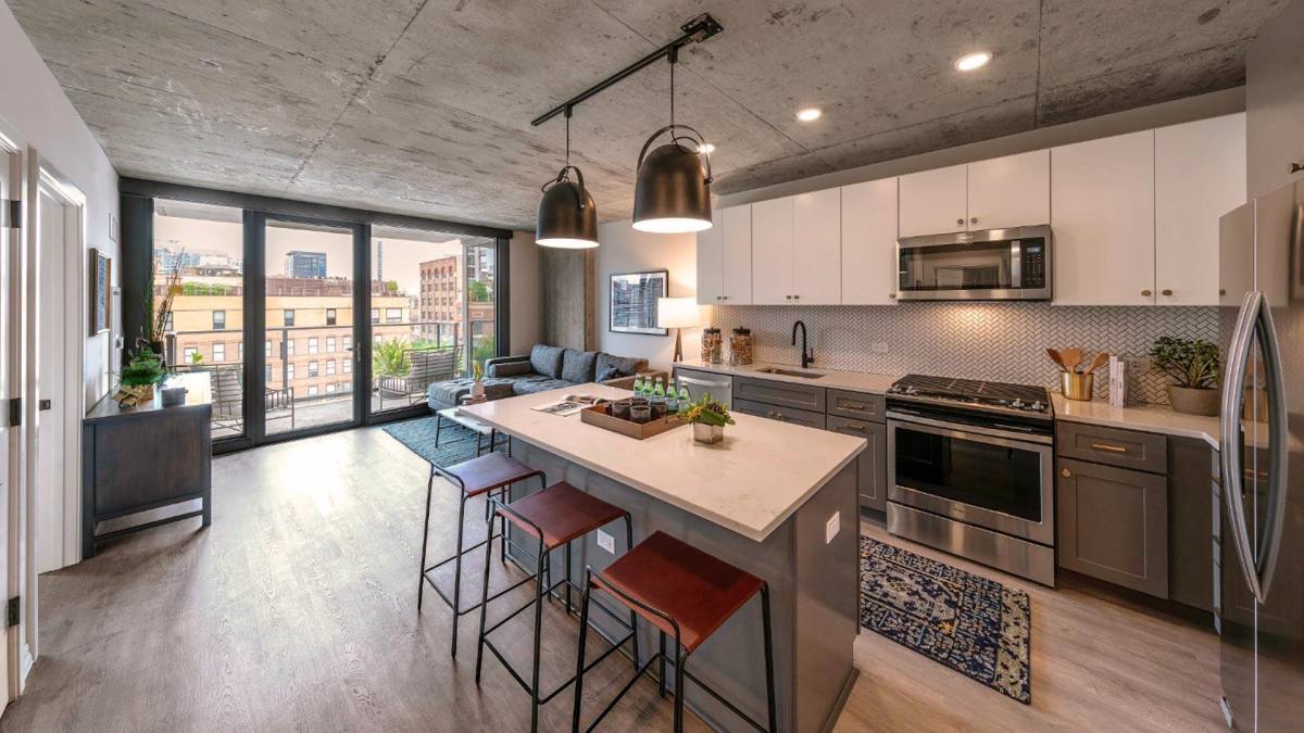 Apartment for rent at 169 W Huron St, Chicago, IL 60654