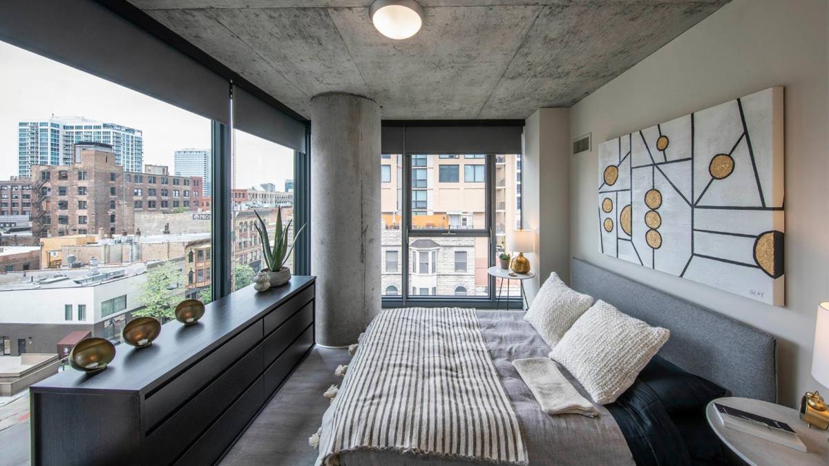 Apartment for rent at 169 W Huron St, Chicago, IL 60654