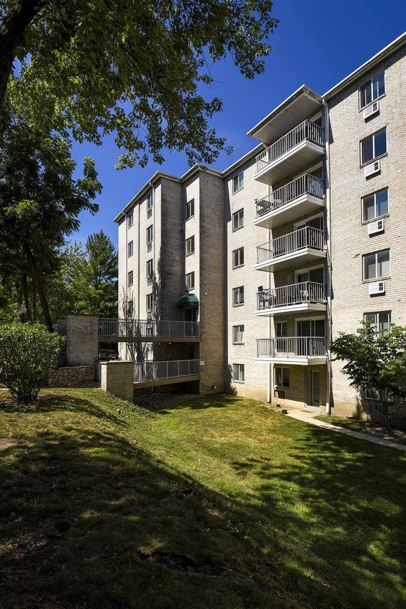 Apartment for rent at The Lafayette at Valley Forge, 1101 Penn Circle, King of Prussia, PA 19406