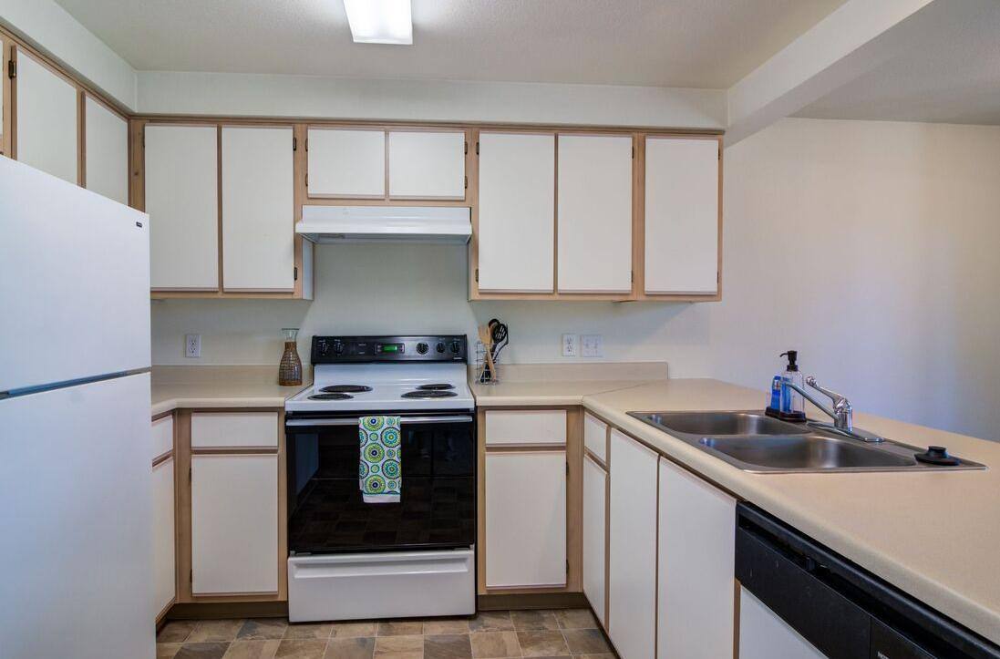 Townhouse for rent at River Terrace, 1150 Darlene Lane, Eugene, OR 97401