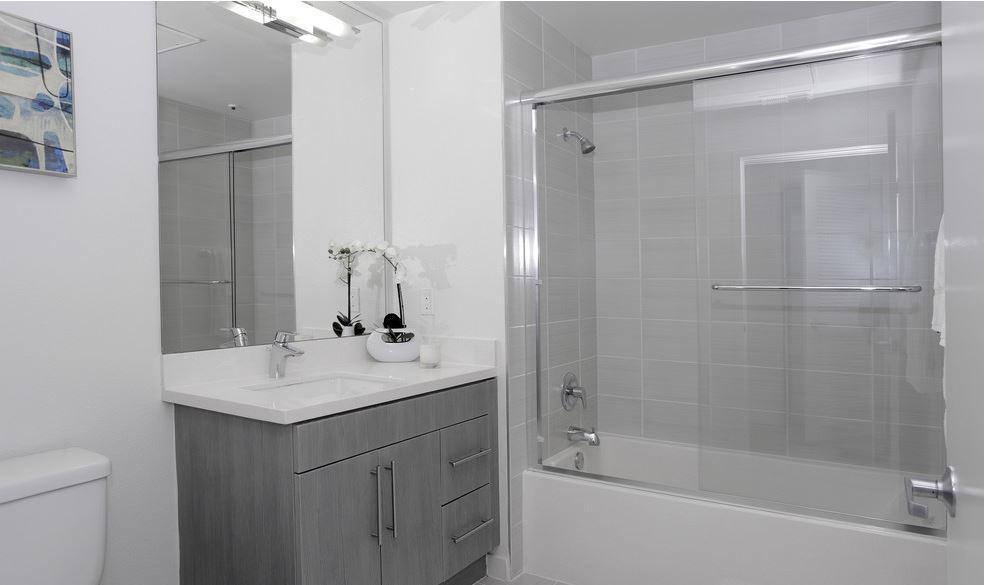 Apartment for rent at 1410 5th St, Santa Monica, CA 90401