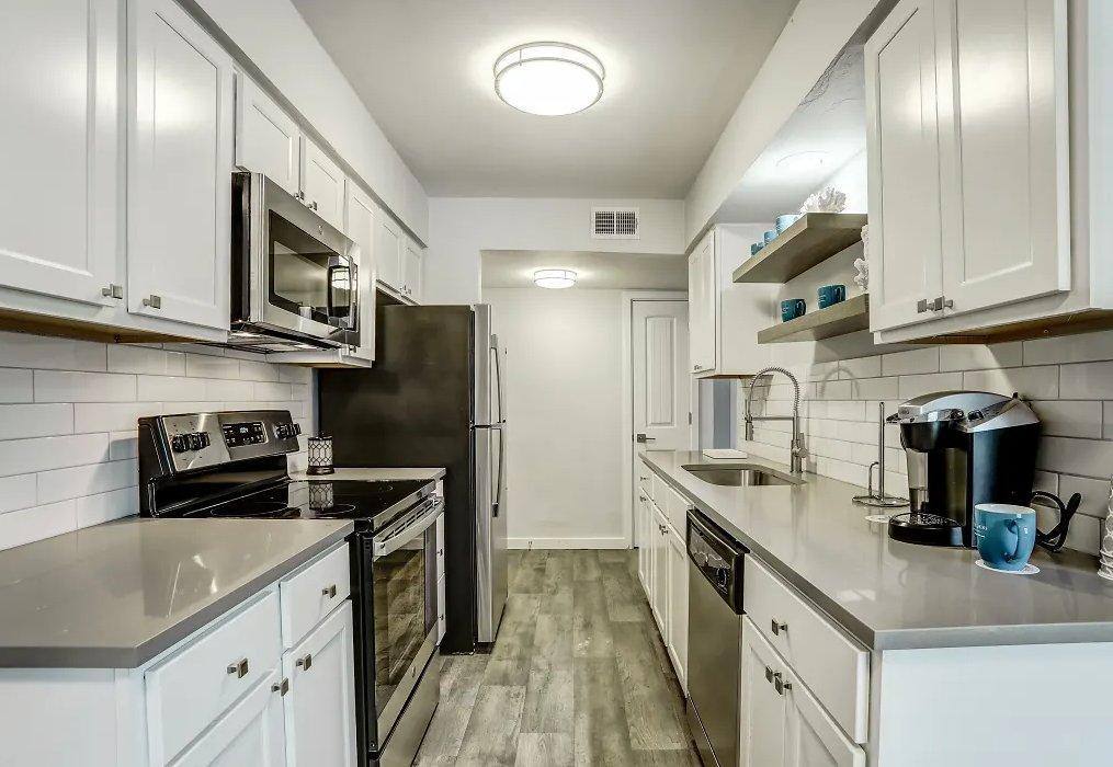 Apartment for rent at Quail Creek, 11141 Springhollow Rd, Oklahoma City, OK 73120