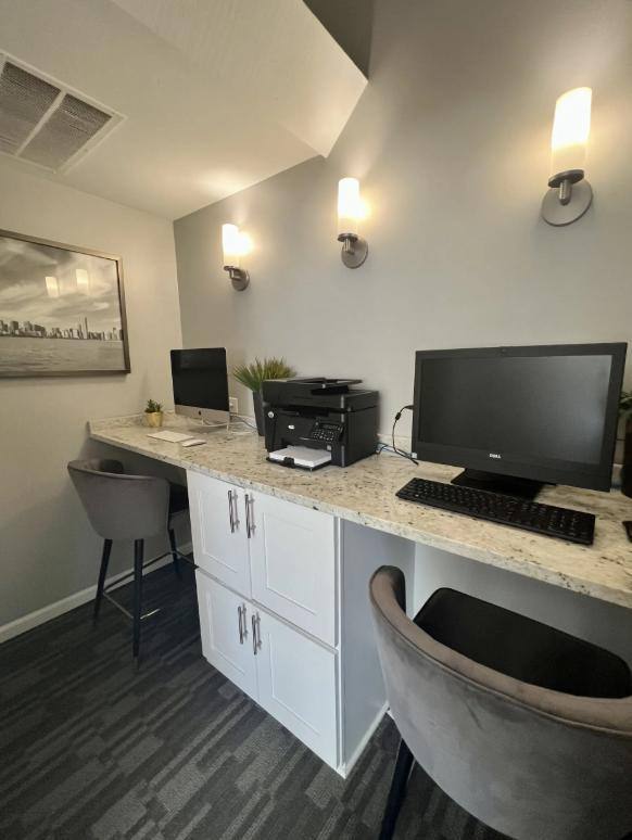 Apartment for rent at Village Green, 880 Hadley Run Lane, Schaumburg, IL 60173