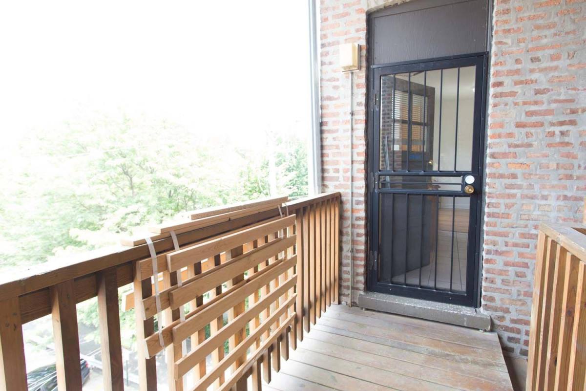 Apartment for rent at 5415 S Woodlawn Ave, Chicago, IL 60615