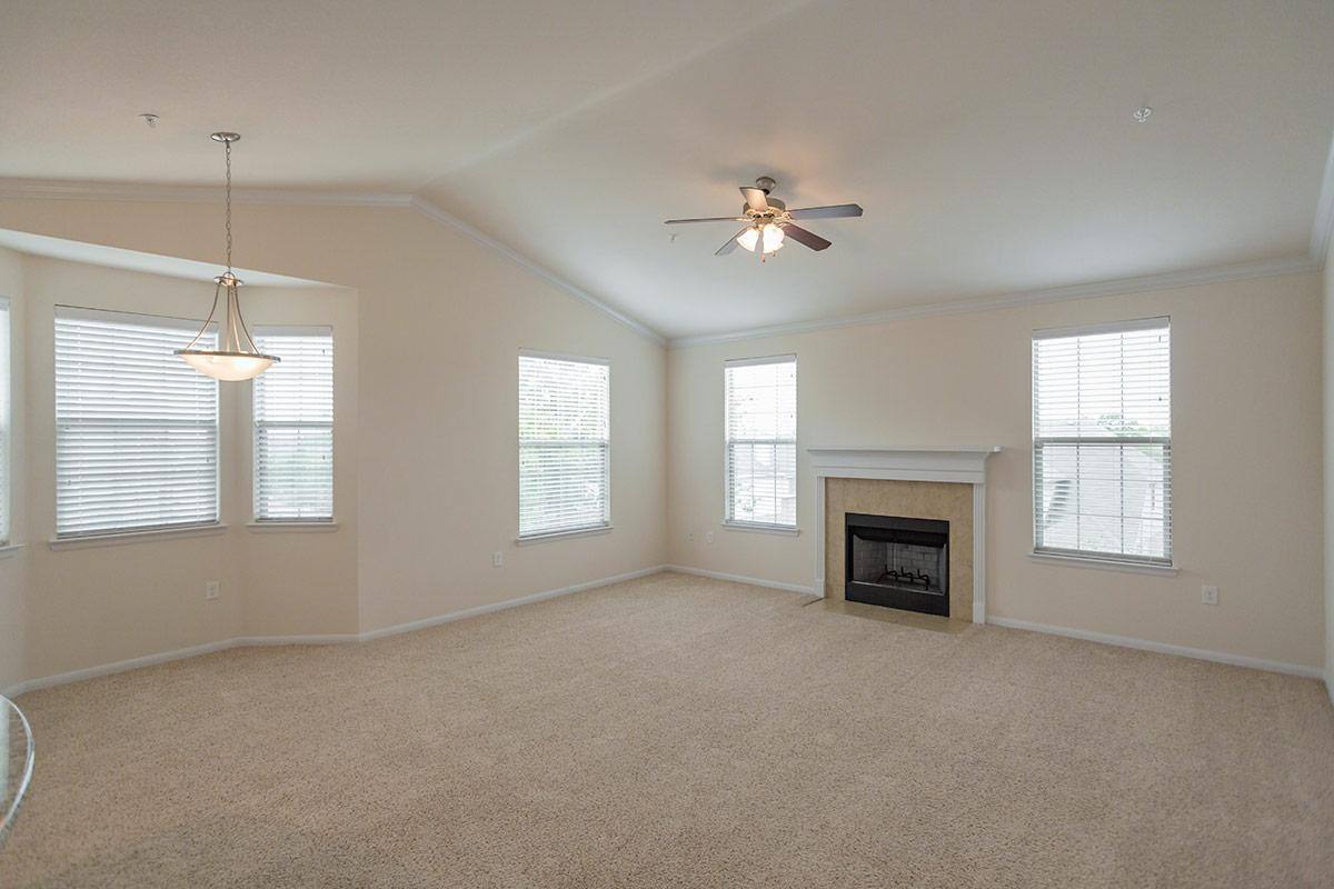 Apartment for rent at 1021 Point Vista Rd, Lake Dallas, TX 75065