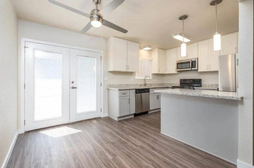 Apartment for rent at Parkwood Estates, 794 Button Ave, Manteca, CA 95336