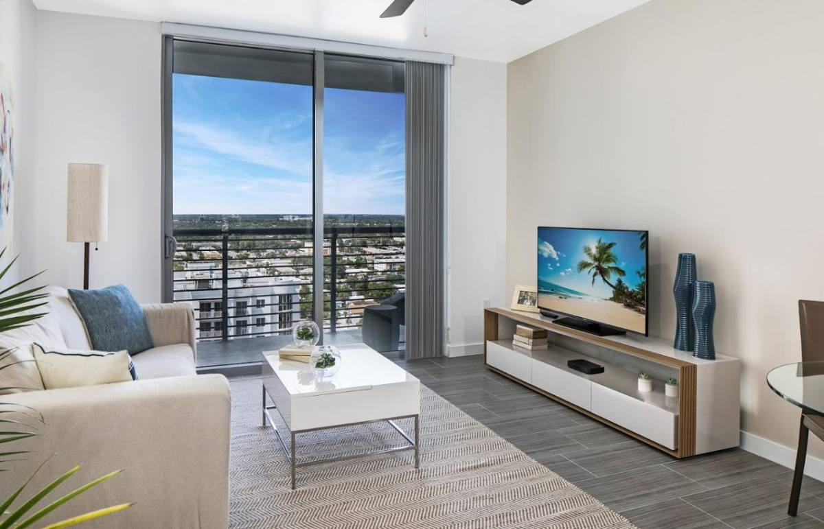 Apartment for rent at 1776 Polk St, Hollywood, FL 33020